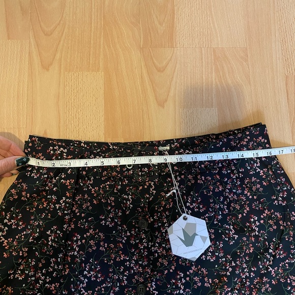 Paper Crane Midi Skirt with Belt - Picture 5 of 8